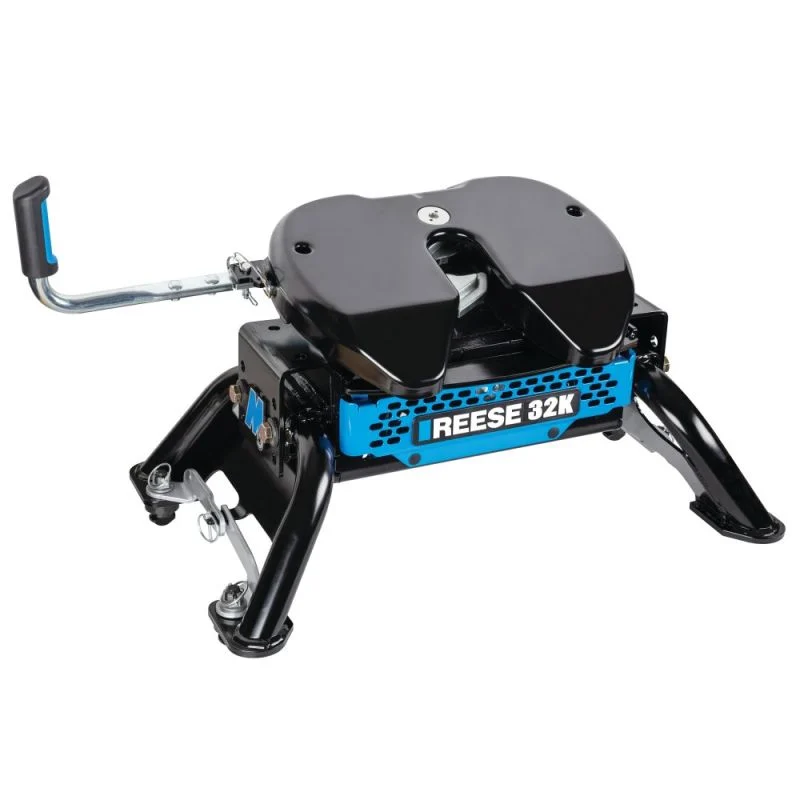 Reese 32K Fifth Wheel Trailer Hitch for Ford Trucks w/Factory Puck System