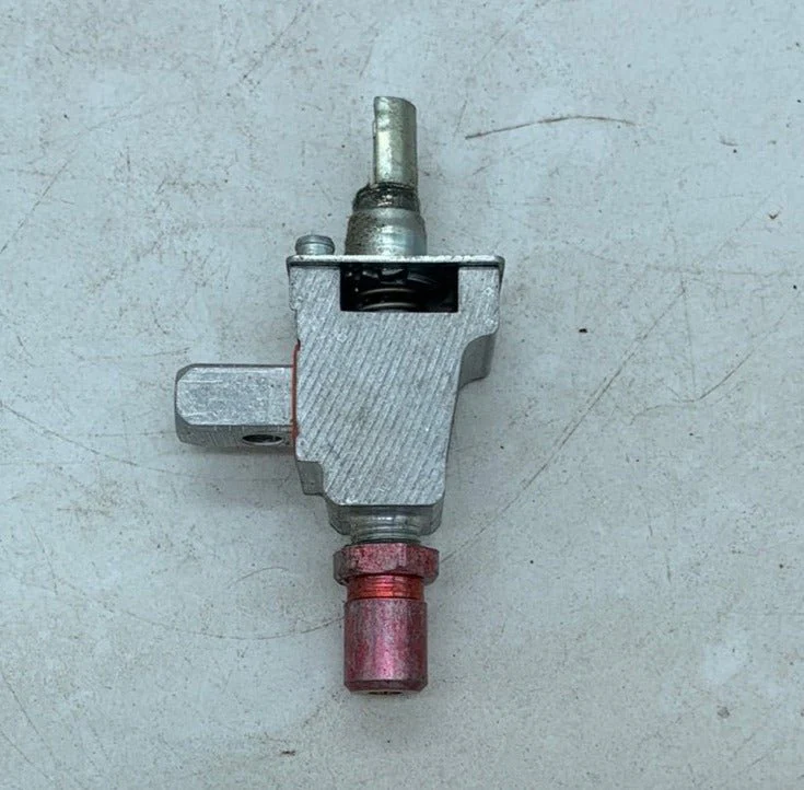 Used Atwood Wedgewood Burner Valve 9000 BTU 52123 / 9511E